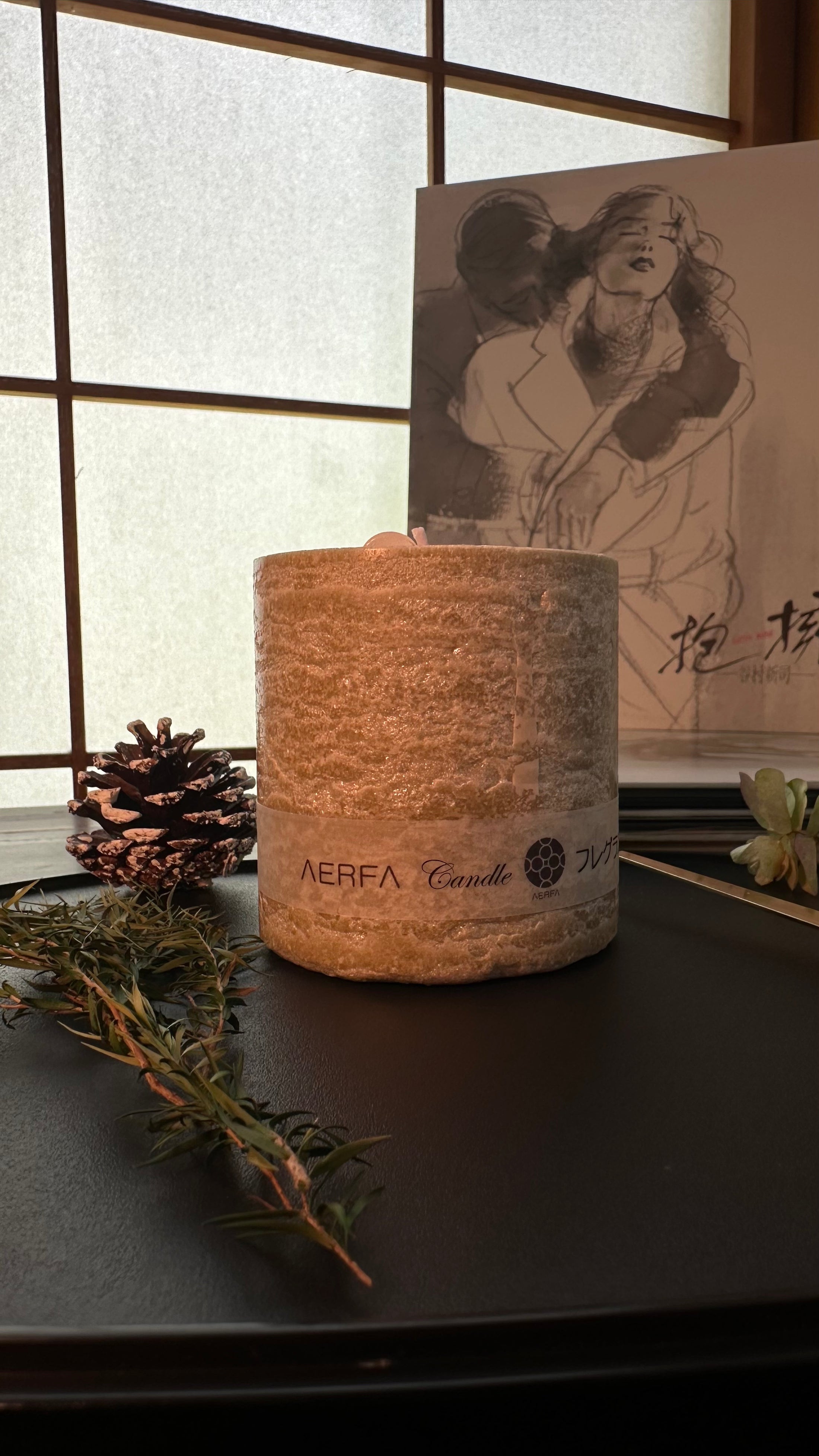 墙体纹理杯蜡烛