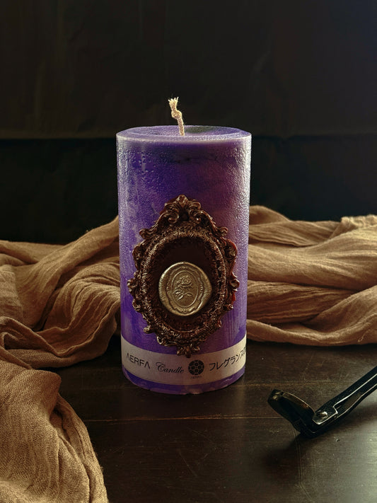AERFA 職人によるレリーフデザインの香り付きキャンドル