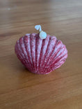 Load image into Gallery viewer, AERFA Pearl Shell Candle, Burgundy / パールシェルキャンドル
