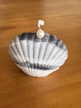 Load image into Gallery viewer, AERFA Pearl Shell Candle, Grey / パールシェルキャンドル
