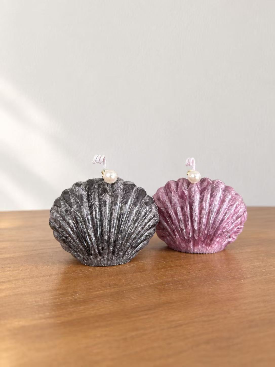 AERFA Pearl Shell Candle, studio photograph / パールシェルキャンドル