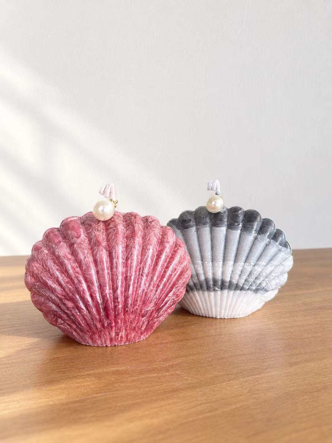 AERFA Pearl Shell Candle, studio photograph / パールシェルキャンドル